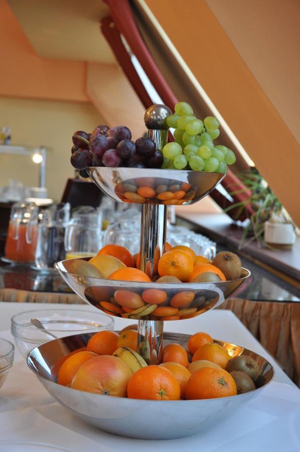 Piramida Park Hotel & Wellness Tychy Exterior foto