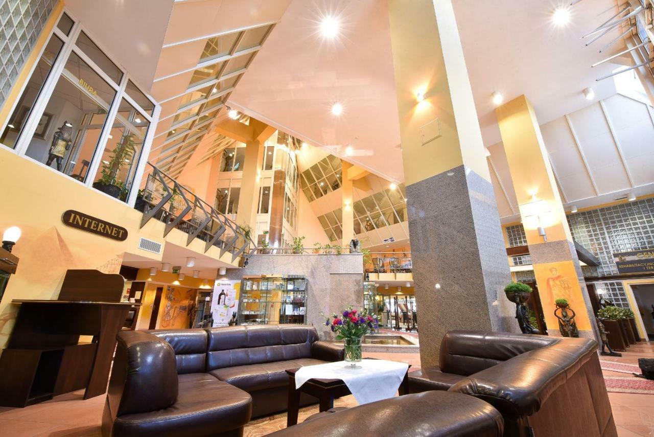 Piramida Park Hotel & Wellness Tychy Exterior foto